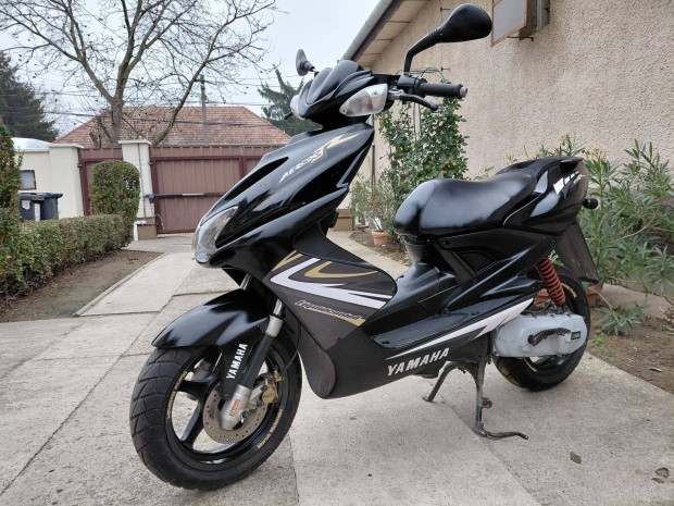 Yamaha Aerox 50-2T Dinamikus Robogzs