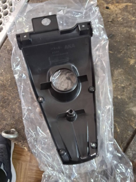 Yamaha Aerox �l�s m�g�tti idom �j