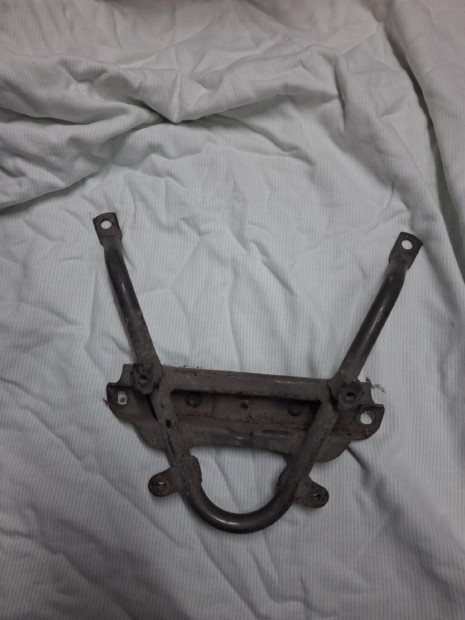 Yamaha Aerox kapaszkod� tart� vas