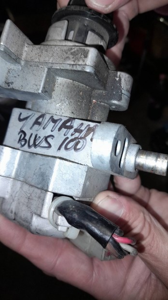 Yamaha BWS 100 gyujt�skapcsol�