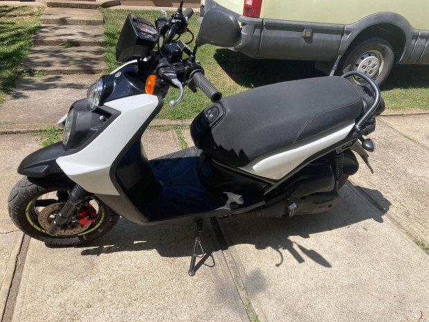 Yamaha BWS 125 motorkerékpár