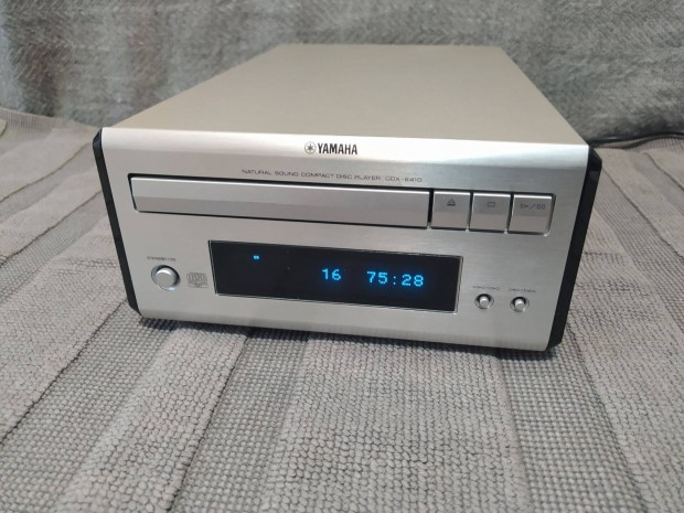 Yamaha CDX-E410 cd lejtsz