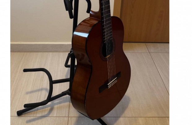 Yamaha CS40 3/4-és akusztikus gitár