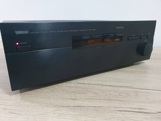 Yamaha DSP -E580 Digitális hangprocesszor erősítő