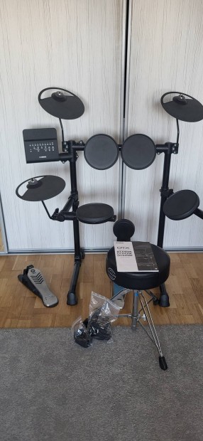 Yamaha DTX430k elektromos dob +ajndk dob szk 