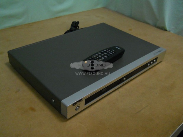 Yamaha DVD-S557 , CD-DVD lejátszó, távirányítóval,optikai kimenettel