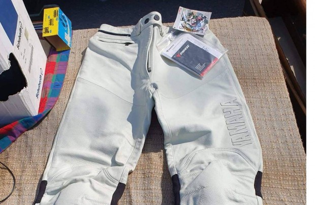 Yamaha Dainese perfor�lt n�i motoros b�rnadr�g