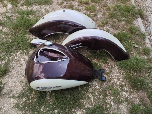 Yamaha Drag Star Xvs 1100 alkatrész , sárvédők