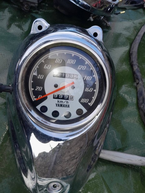 Yamaha Drag Star Xvs 650 alkatrész , km óra