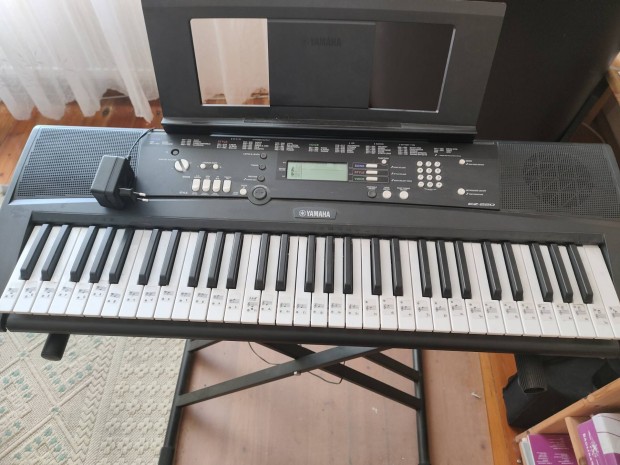 Yamaha EZ 220 