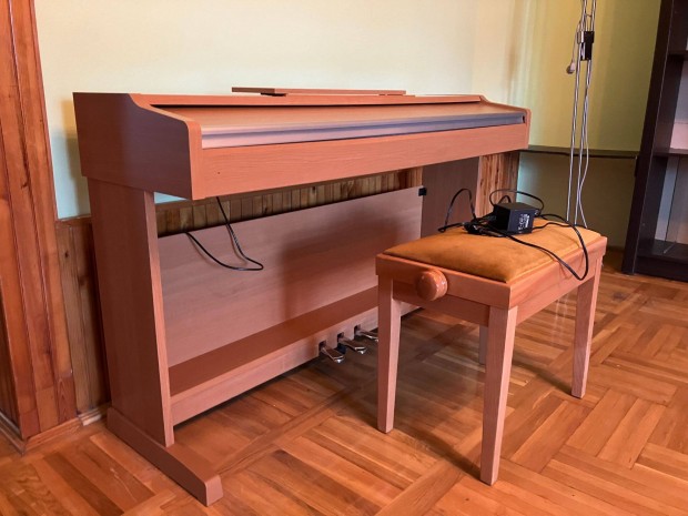 Yamaha Elektronikus Pianino