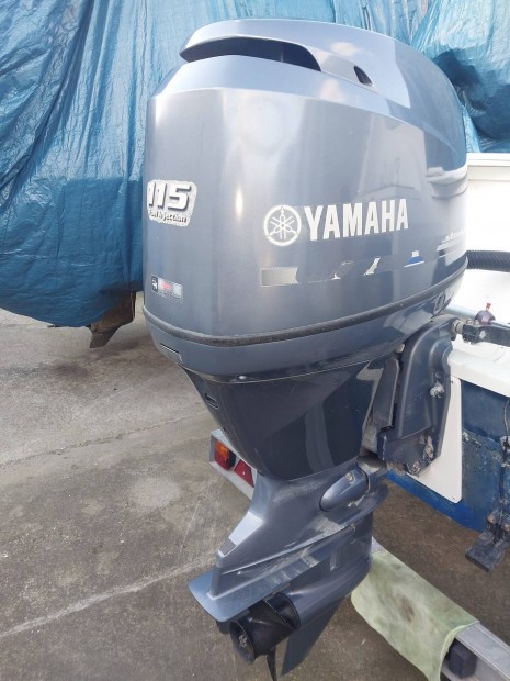 Yamaha F115 AET csnakmotor