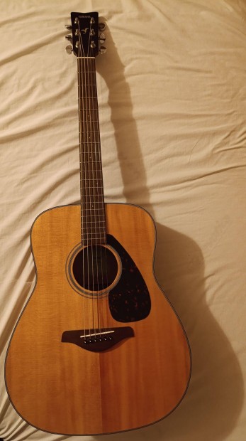 Yamaha FG800 akusztikus gitr