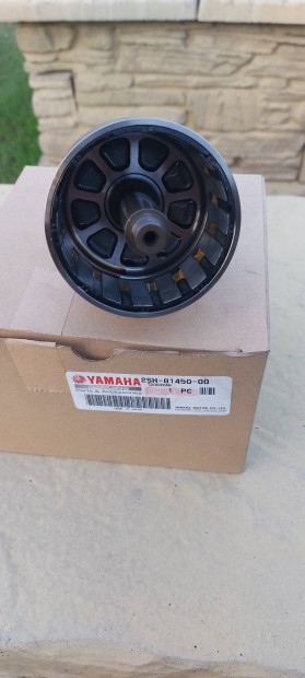 Yamaha FZ1 generátor forgórész