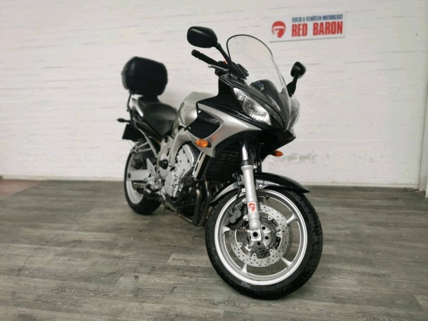 Yamaha FZ6-S (Fazer) rsos RED Baron Garancival!