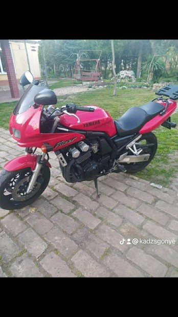 Yamaha Fazer Sport tra