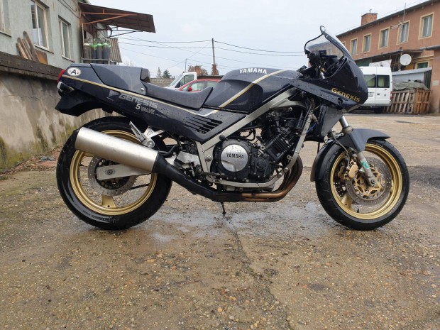 Yamaha Fz 750 bontdik