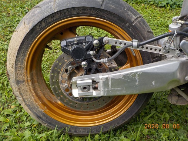 Yamaha Fzr 1000-es mkp.-rl :komplett htsfutm-htsfkkel