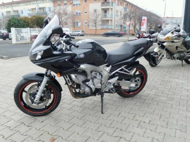 Yamaha Fzs 600 (Fazer)