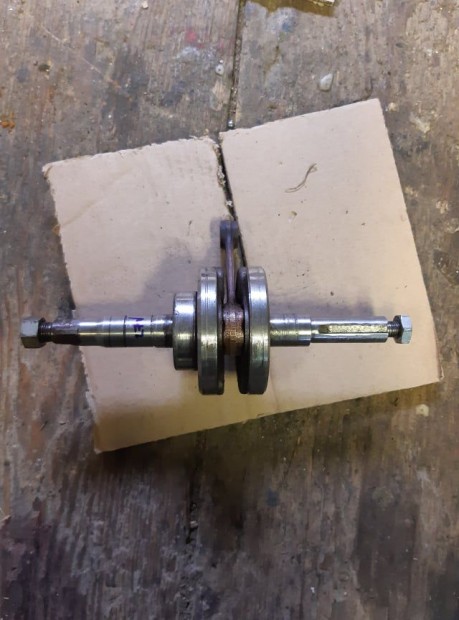 Yamaha Jog 27v ftengely