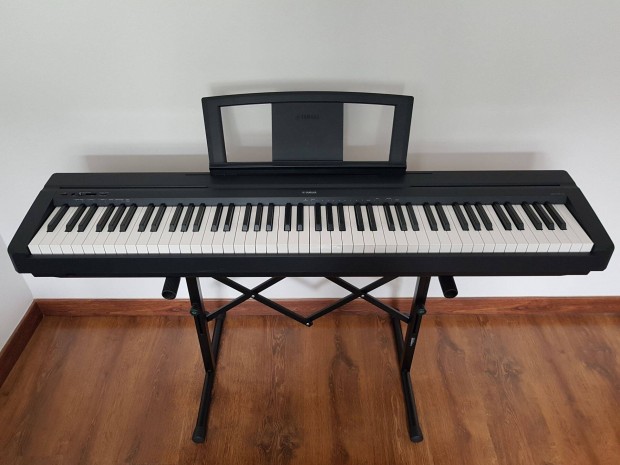 Yamaha Kalapácsmechanikás Digitális Zongora garanciával