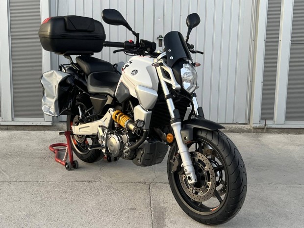 Yamaha MT-03 Gyári. Extrákkal!