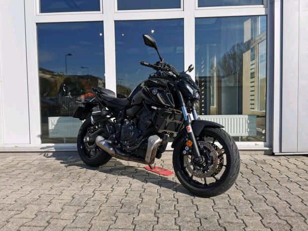 Yamaha MT-07 rsos RED Baron Garancival!