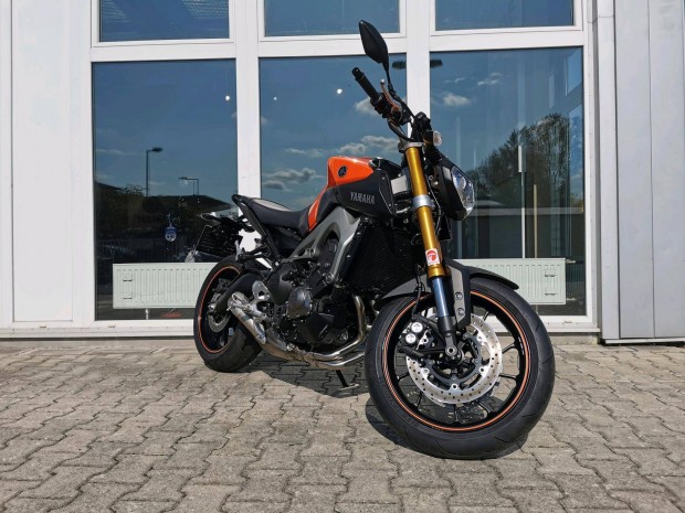 Yamaha MT-09 rsos RED Baron Garancival!