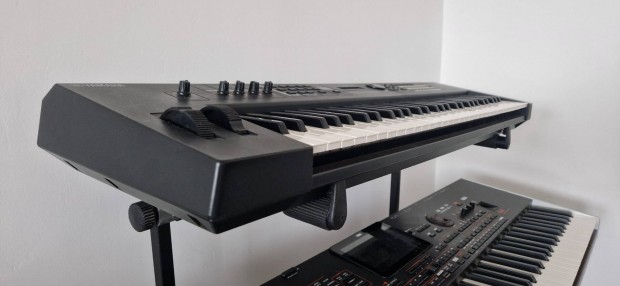 Yamaha MX 61 elad!