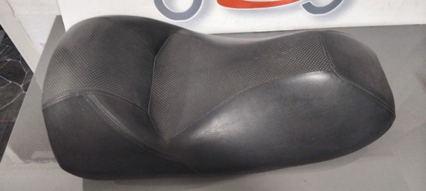 Yamaha Majesty 400 2006 Ülés