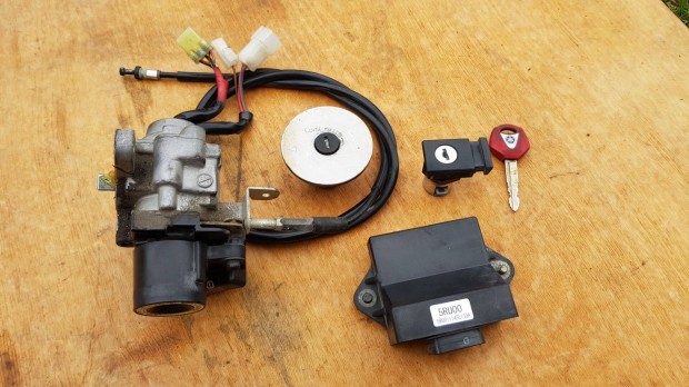 Yamaha Majesty 400 CDI gy�jt�selektronika z�rszettel