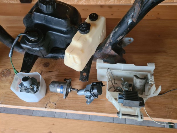 Yamaha Mint 1yu alkatrsz