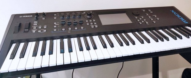 Yamaha Modx6 elad, szobban hasznlt