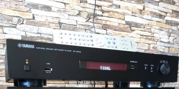 Yamaha NP-S 303  Tidal, streamer, netradio, usb,....