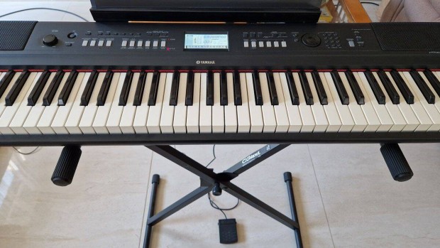 Yamaha NP-V80 Piaggero elad