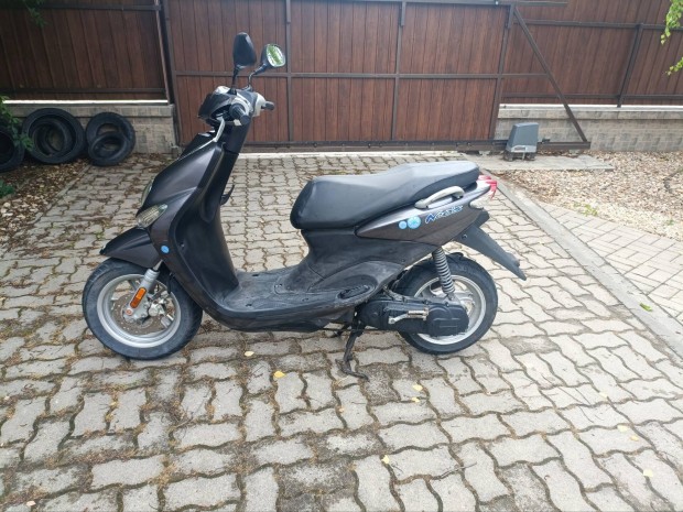 Yamaha Neos 2T robogó