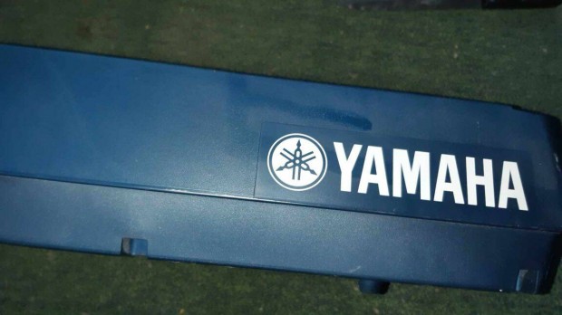 Yamaha PSR-270 szintetiztor
