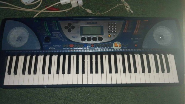 Yamaha PSR-270 szintetiztor