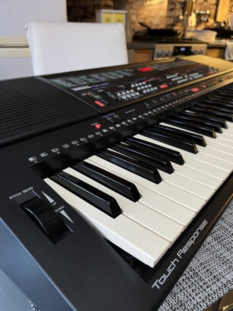 Yamaha PSR 400 szintetiztor 