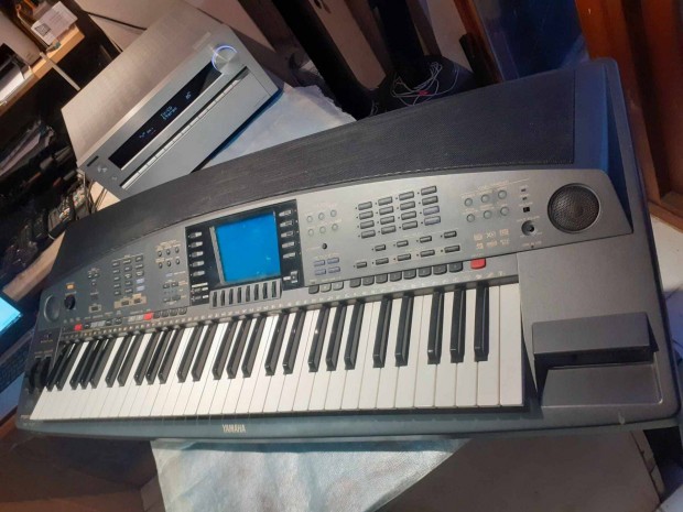 Yamaha PSR-8000 szintetiztor elad nem mkdik