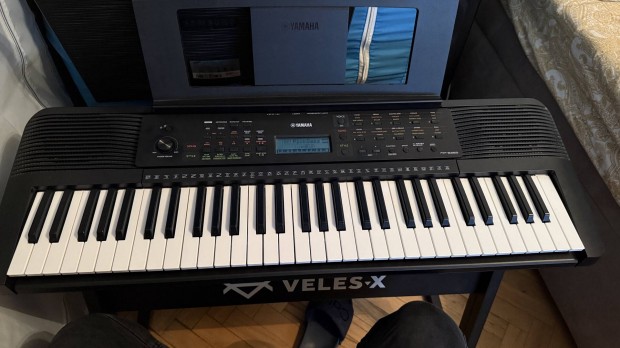 Yamaha PSR-E283