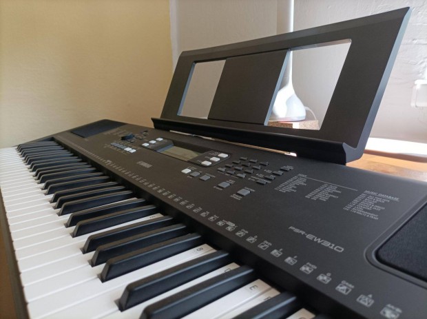 Yamaha PSR-EW310 szintetiztor elad