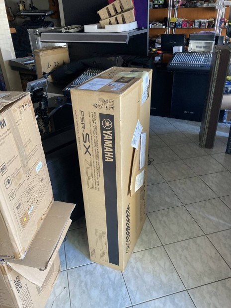 Yamaha PSR SX 700 j szintetiztor elad