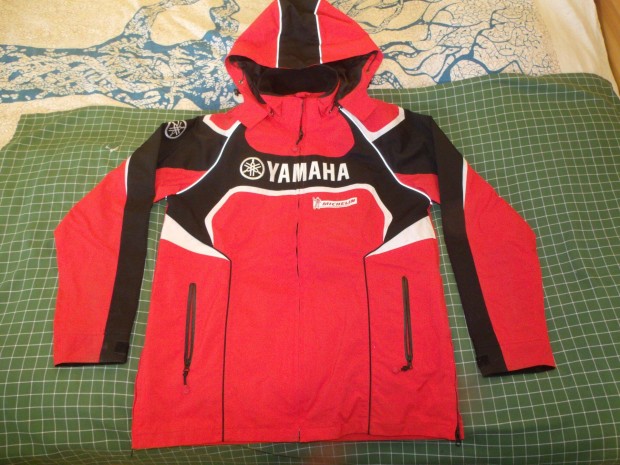 Yamaha Paddock tmeneti kabt L/XL mret dzseki levehet kapucnival