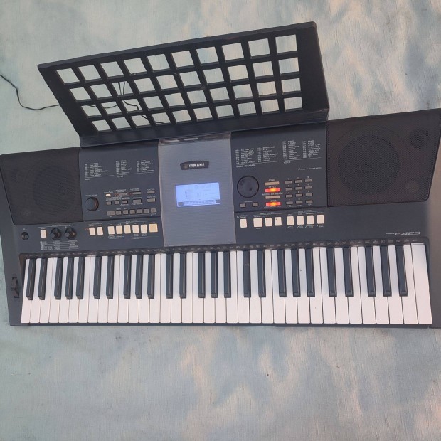 Yamaha Psr E423 szintetiztor