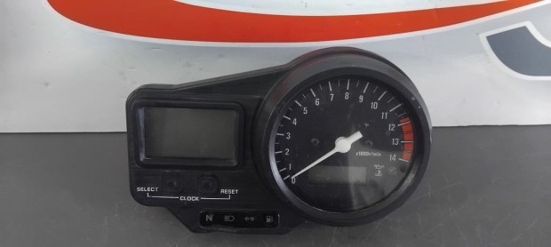 Yamaha R1 98-2001 Kil�m�ter�ra