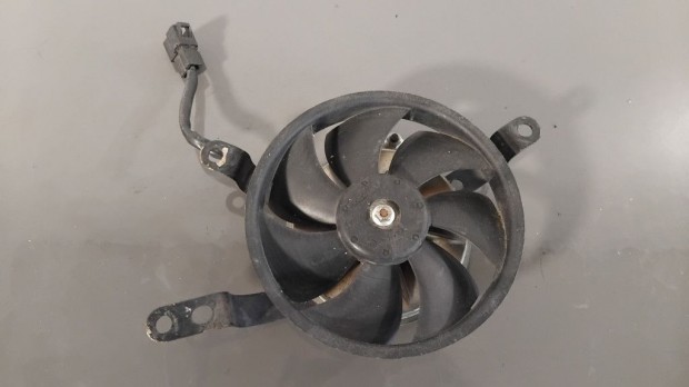 Yamaha R1 '04-06 - Ventilátor