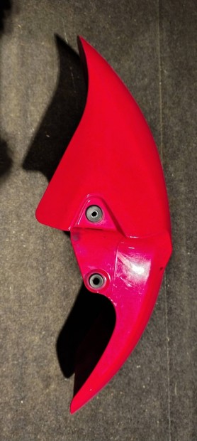 Yamaha R1 első sárvédő