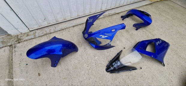 Yamaha R1 idomok 2003-as 