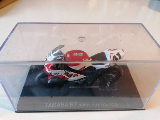 Yamaha R7 1/24 modell 
